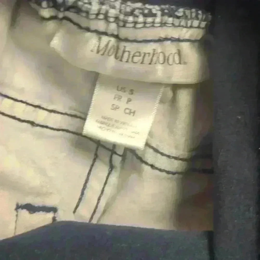 Motherhood Navy Floral Full Panel Woven Skinny Pants - Picture 3 of 4
